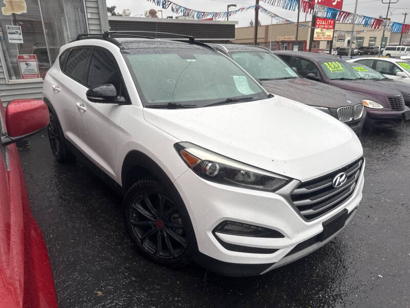 2017 Hyundai Tucson Night's photo