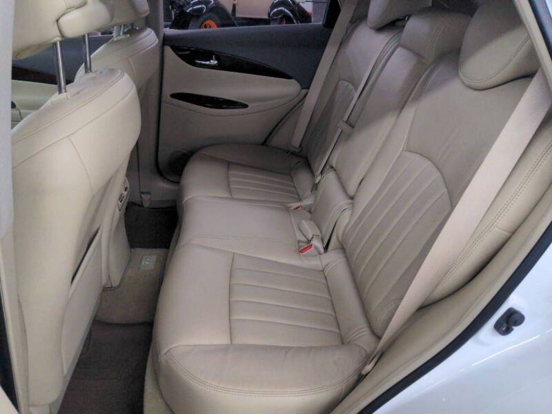 2013 Infiniti EX37 photo