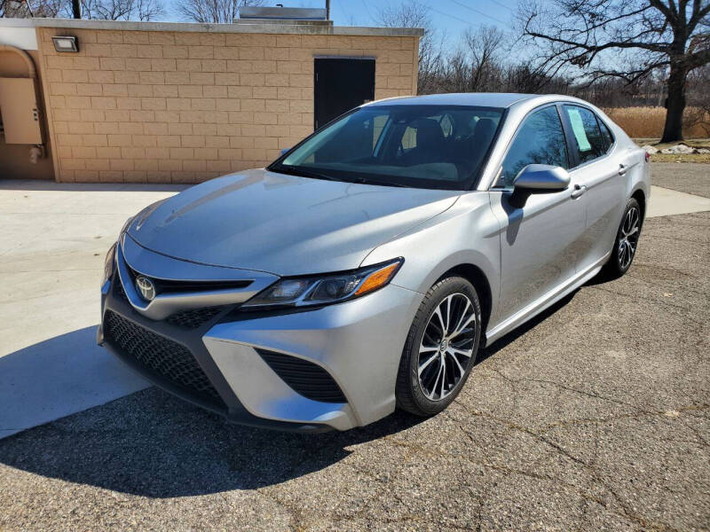 2020 Toyota Camry for sale at COOP'S AFFORDABLE AUTOS LLC in Otsego MI