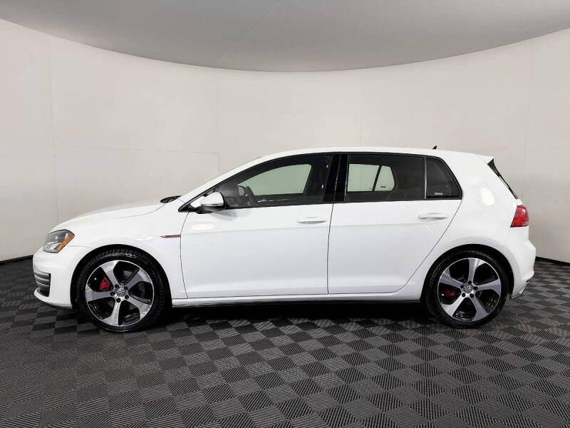 2017 Volkswagen Golf GTI S