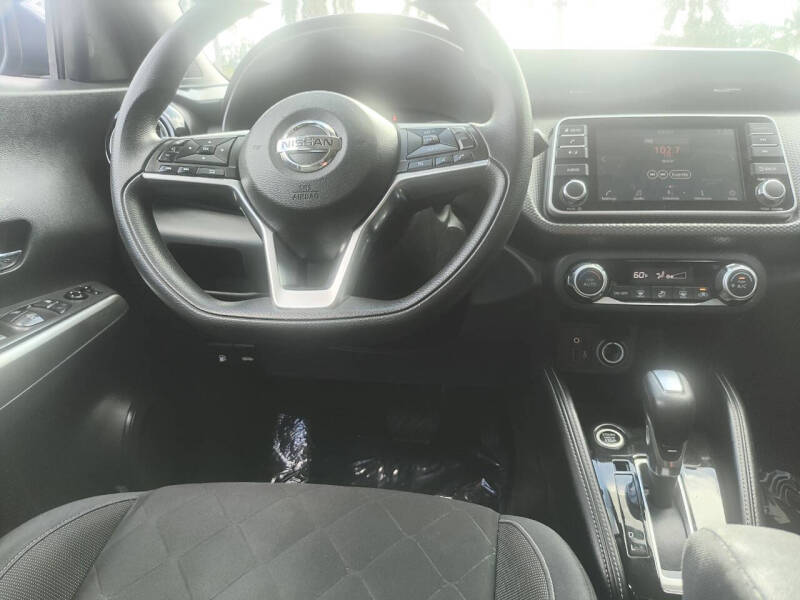 2020 Nissan Kicks SV