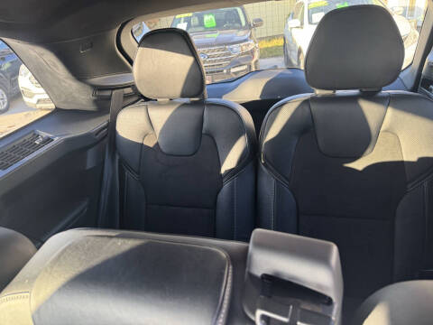 2018 Volvo XC90 T6 R-Design