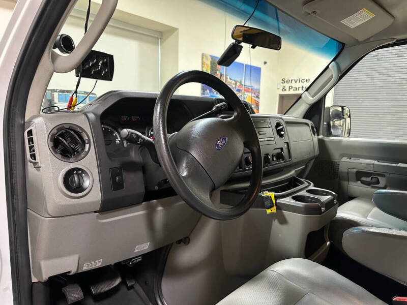 2013 Ford E-Series E-150