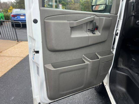 2021 Chevrolet Express 2500