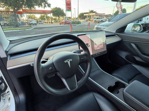 2020 Tesla Model 3 Long Range