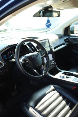 2022 Ford Edge