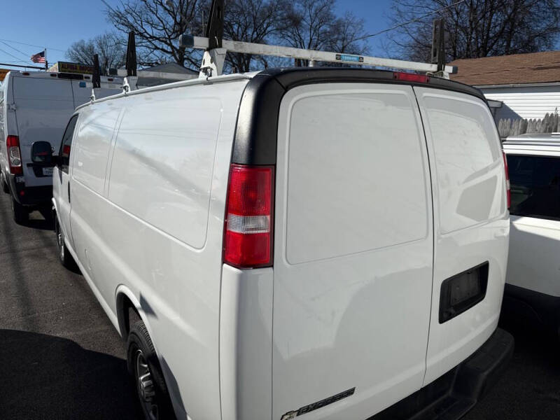 2019 Chevrolet Express 2500
