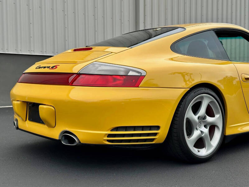 2002 Porsche 911 Carrera 4S
