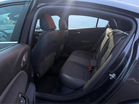 2017 Chevrolet Cruze LT Auto