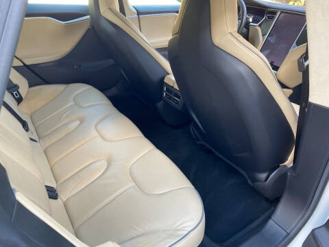 2012 Tesla Model S Performance