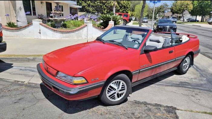 1991 Pontiac Sunbird SE
