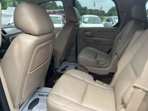2011 Cadillac Escalade Luxury