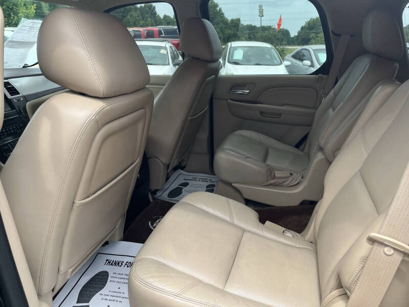 2011 Cadillac Escalade Luxury