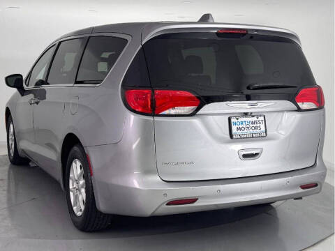 2019 Chrysler Pacifica LX