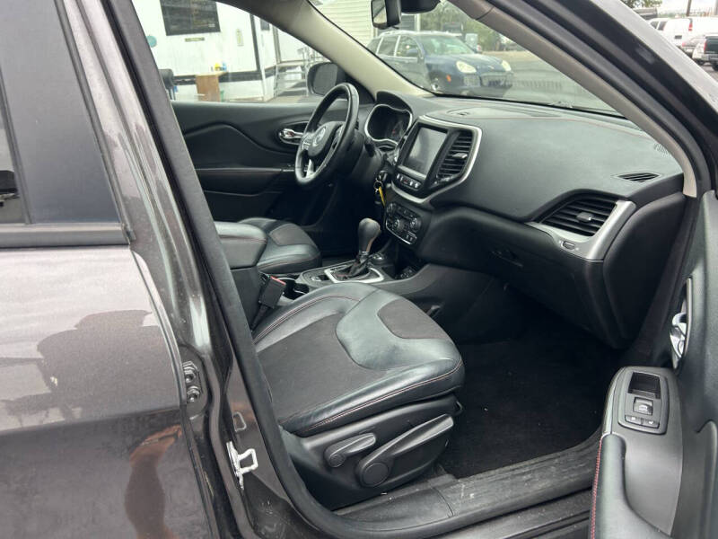 2014 Jeep Cherokee Trailhawk