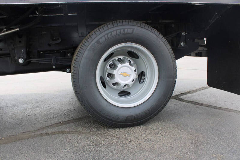 2024 Chevrolet Silverado 3500HD CC