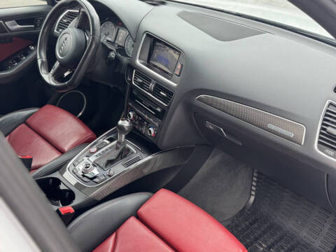 2016 Audi SQ5 3.0T quattro Premium Plus