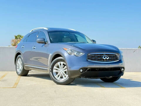 2011 Infiniti FX35