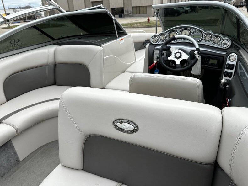 2005 Supra Boats Launch 24SSV