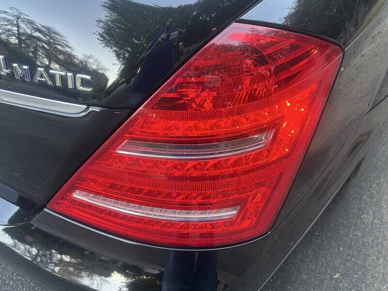 2011 Mercedes-Benz S-Class S 550 4MATIC