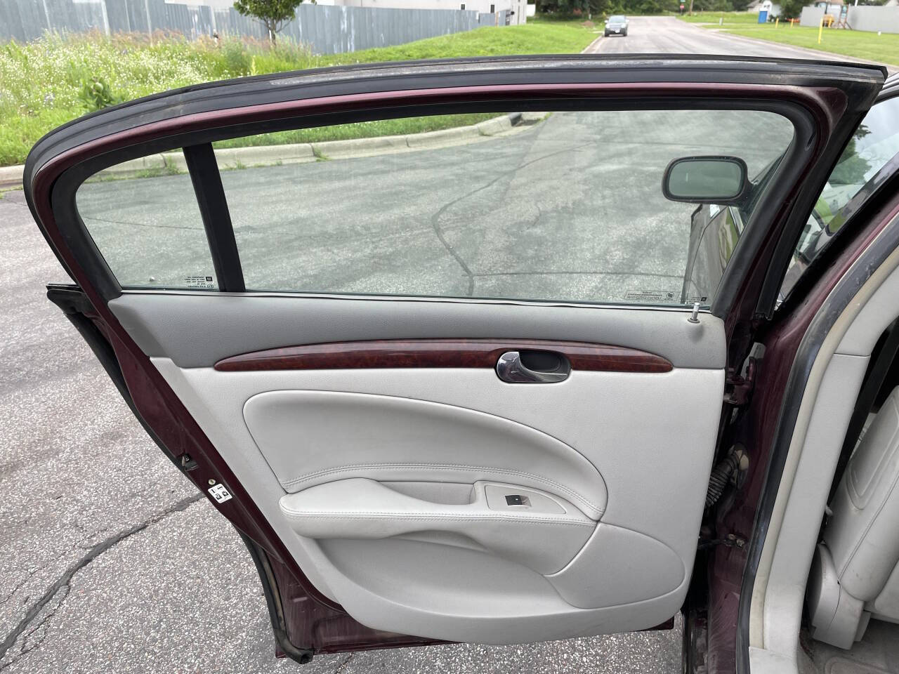 2006 Buick Lucerne for sale at Twin Cities Auctions in Elk River, MN