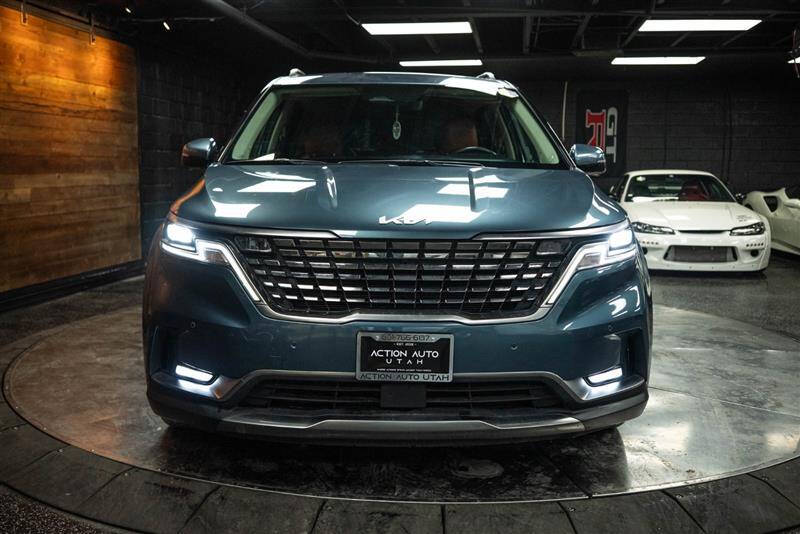 2023 Kia Carnival SX