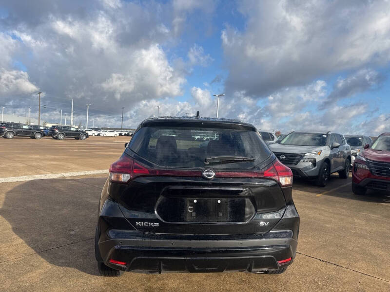 2023 Nissan Kicks SV