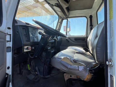 2002 International 4800