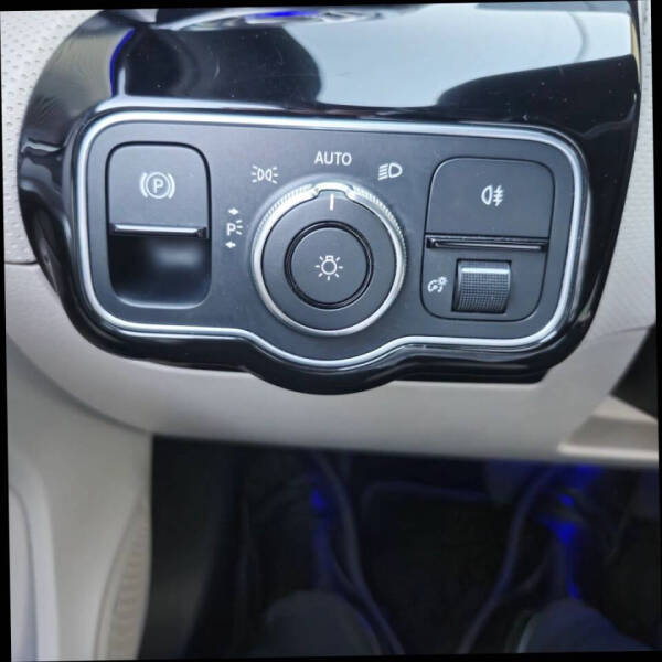 2019 Mercedes-Benz A-Class A 220