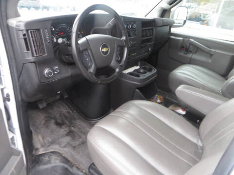 2021 Chevrolet Express 2500