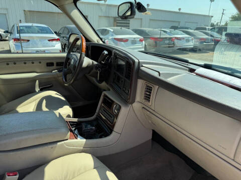 2005 Cadillac Escalade ESV Platinum Edition