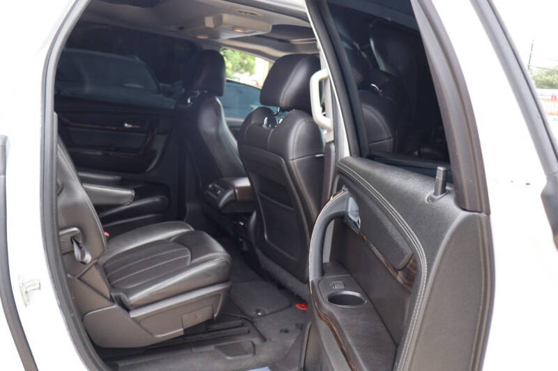 2016 GMC Acadia Denali