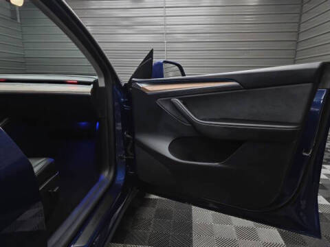 2025 Tesla Model Y Long Range