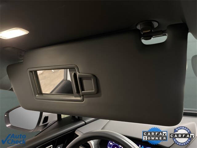 2024 Audi Q4 e-tron quattro Premium Plus 50