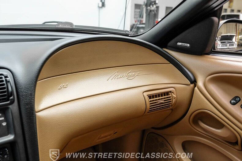 1998 Ford Mustang GT