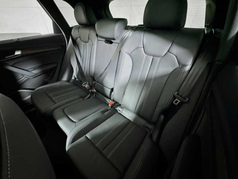 2024 Audi Q5 e quattro S line Prestg 55 TFSI