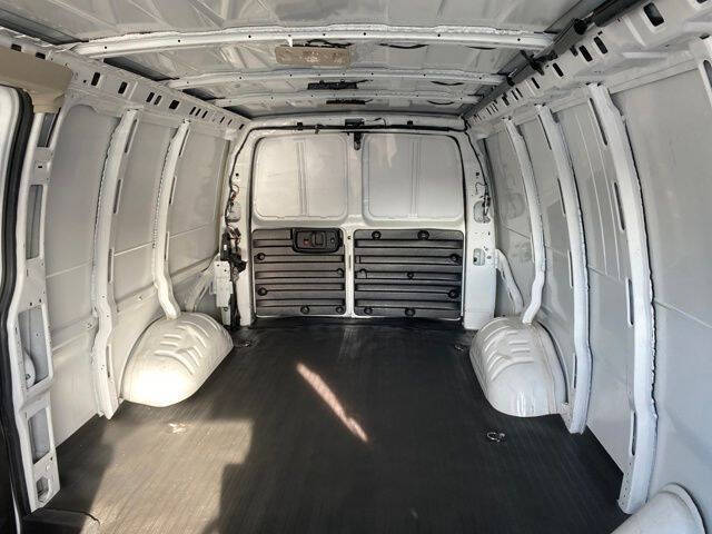 2024 GMC Savana 2500