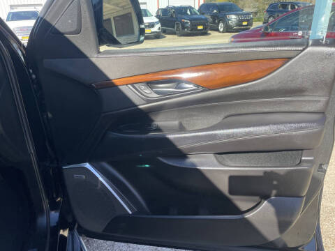 2018 Cadillac Escalade Luxury