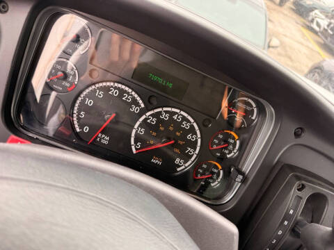 2022 Freightliner M2 106