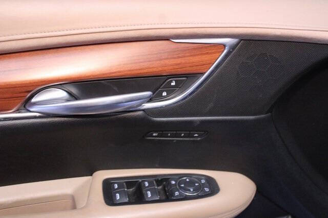 2017 Cadillac XT5 Platinum