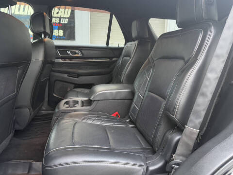 2017 Ford Explorer Platinum