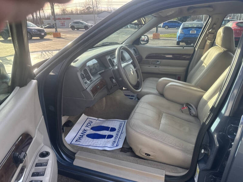 2009 Mercury Grand Marquis LS