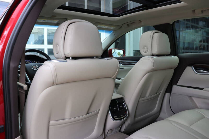 2014 Cadillac XTS Premium Collection