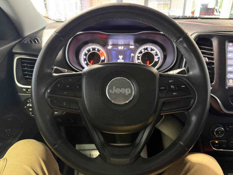 2020 Jeep Cherokee Trailhawk