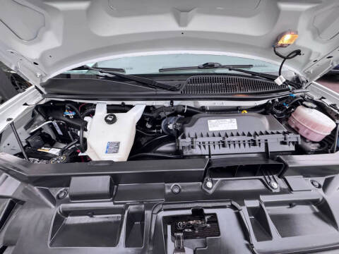 2022 Chevrolet Express LS 3500