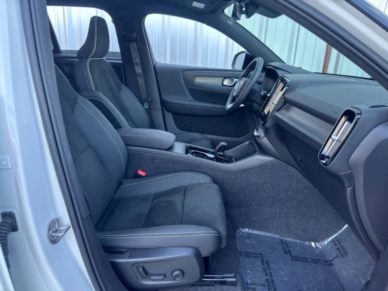 2022 Volvo XC40 Recharge Twin Plus