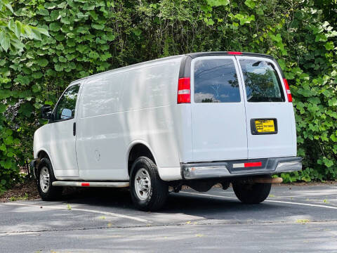 2020 Chevrolet Express 2500