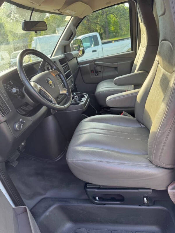 2019 Chevrolet Express 2500