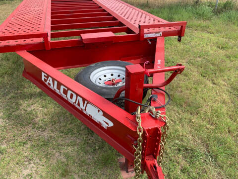 2022 FALCON 20' DECK OVER