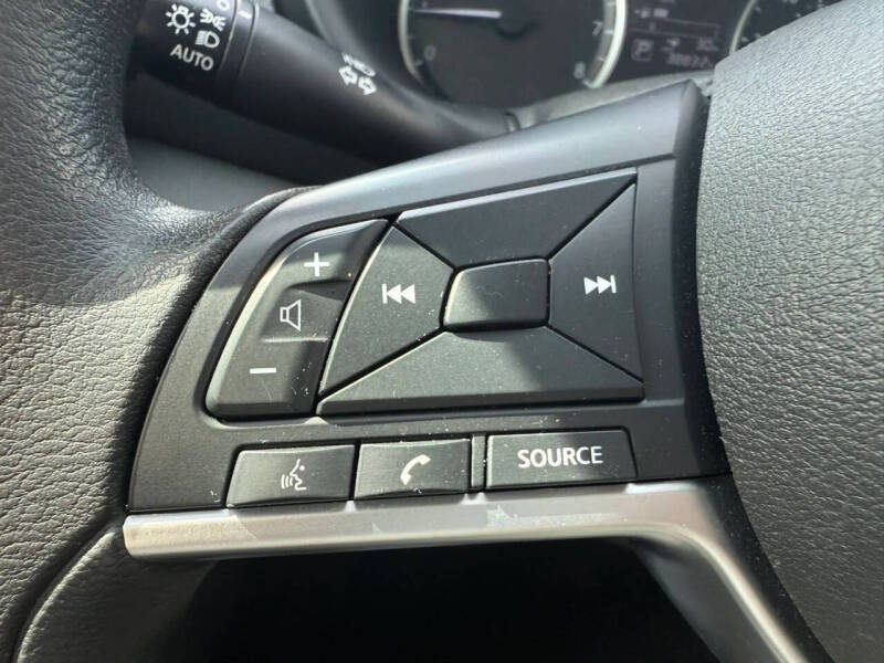 2021 Nissan Kicks S